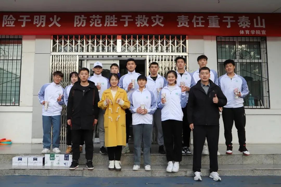 b1a9b4514e974849bb09524376c58757.jpg b1a9b4514e974849bb09524376c58757.jpg