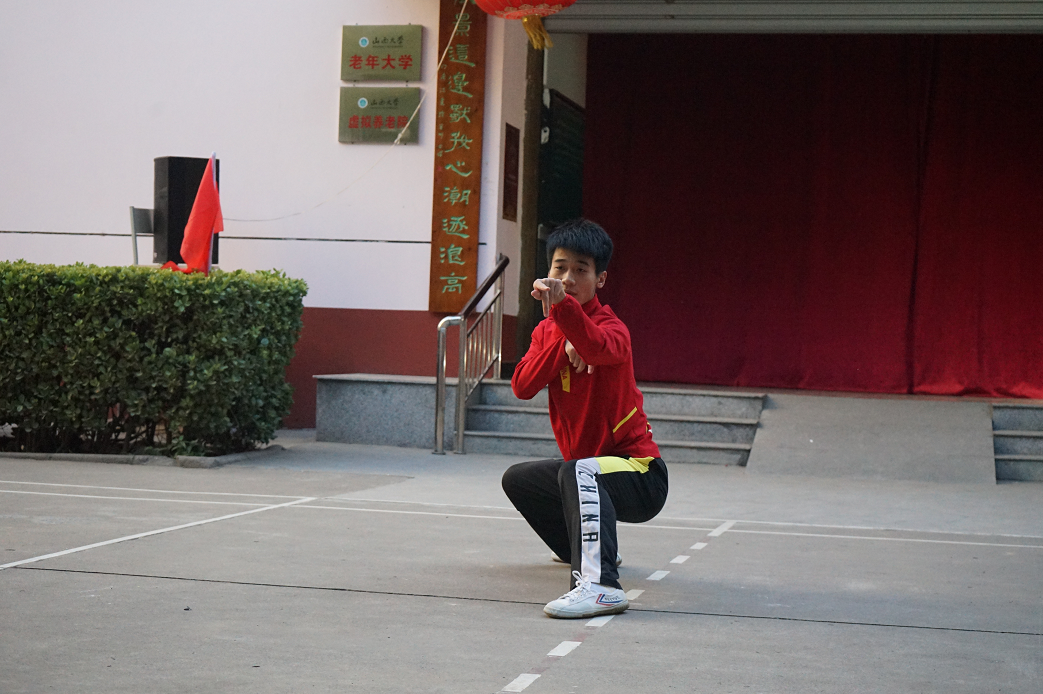 ea84ef7ea6f3489799df89f90f018103.png ea84ef7ea6f3489799df89f90f018103.png