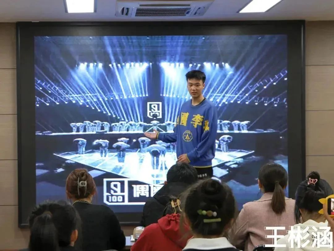 9457fb11815c40da99d7519a1b87bed6.jpg 9457fb11815c40da99d7519a1b87bed6.jpg