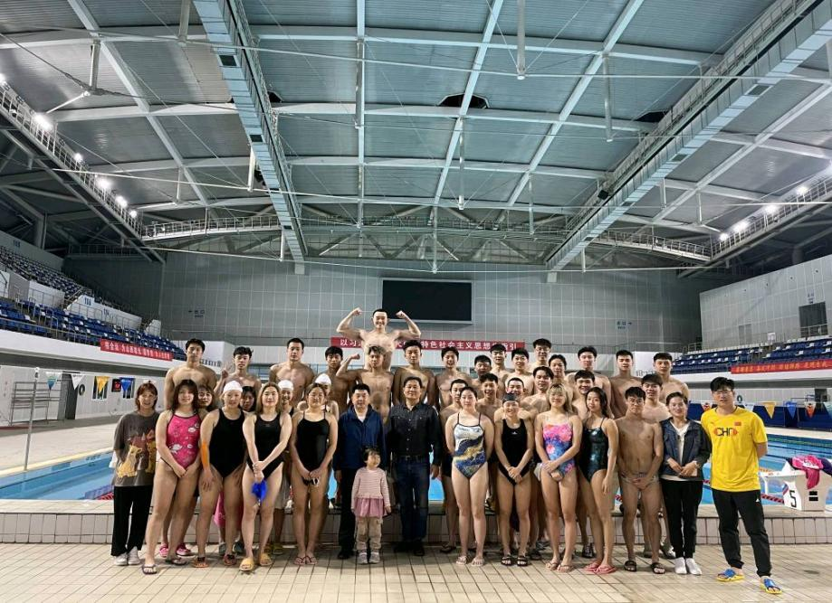 a90e28183f884e29b7ef4dabdcd22cf6.png a90e28183f884e29b7ef4dabdcd22cf6.png