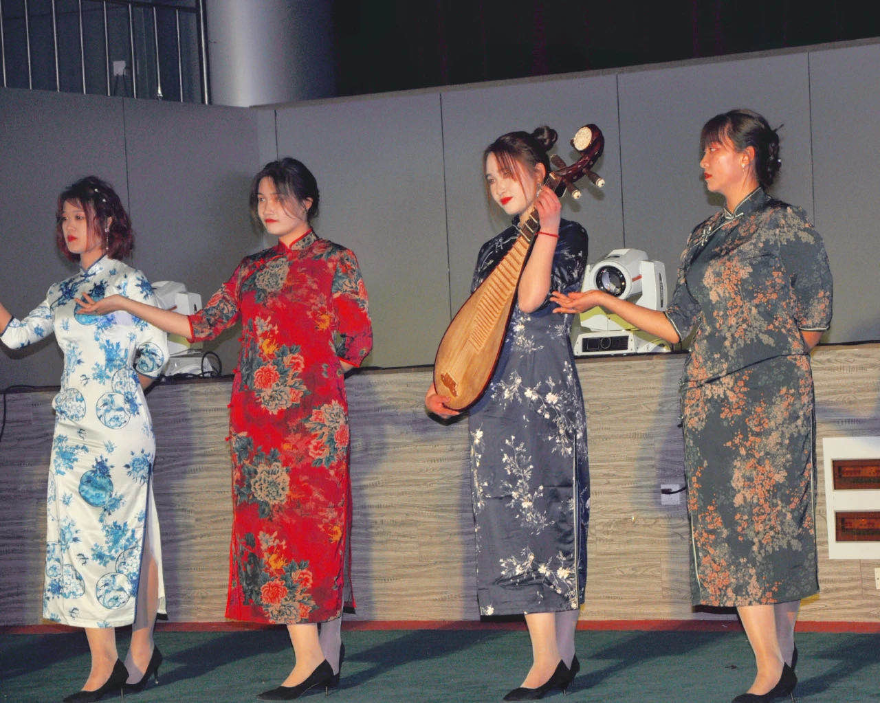 078a3a40f5534d85957223c07c960b11.jpg 078a3a40f5534d85957223c07c960b11.jpg