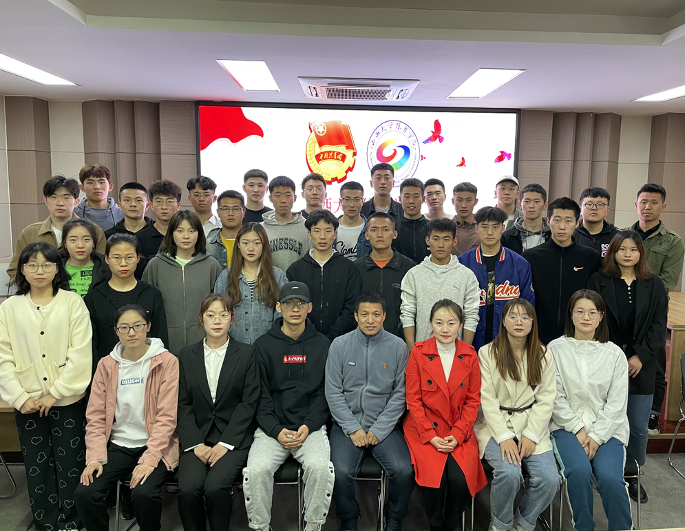 7acefa899af2487f81585f270bf7e70c.png 7acefa899af2487f81585f270bf7e70c.png