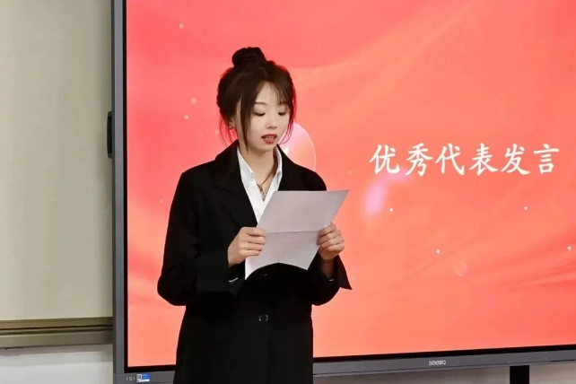 f1689bf59fb8430ab8cf2c86988c8f4f.png f66bd98ea31793f0ffa544781741b86.png