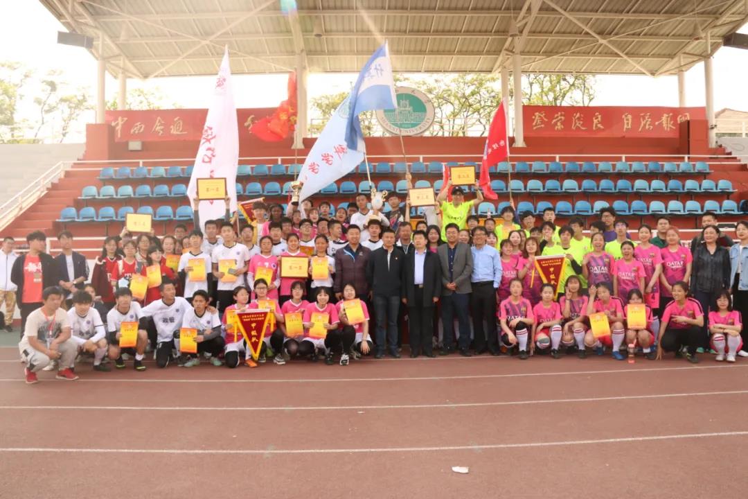 8913ee2749f54baaa817020a10f27079.jpg 8913ee2749f54baaa817020a10f27079.jpg